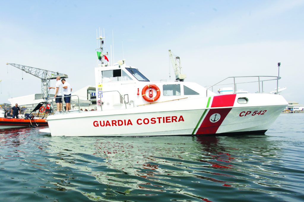 Pesca Abusiva La Guardia Costiera Sequestra 300 Metri Di Reti A