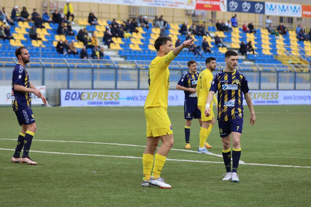 Juve Stabia-Taranto 0-0. Le Vespe Restano Al... Palo