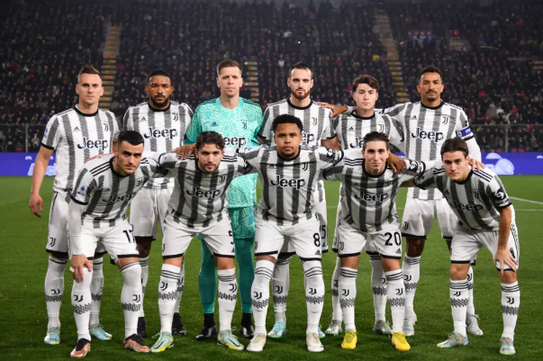 Serie A 10 Punti In Classifica Alla Juventus Per Il Caso Plusvalenze